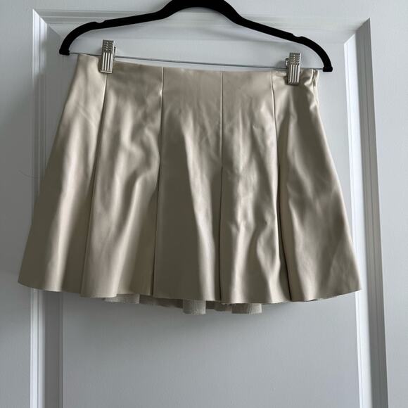Zara Faux Leather Pleated Raw Hem Mini Skirt - Picture 7 of 7